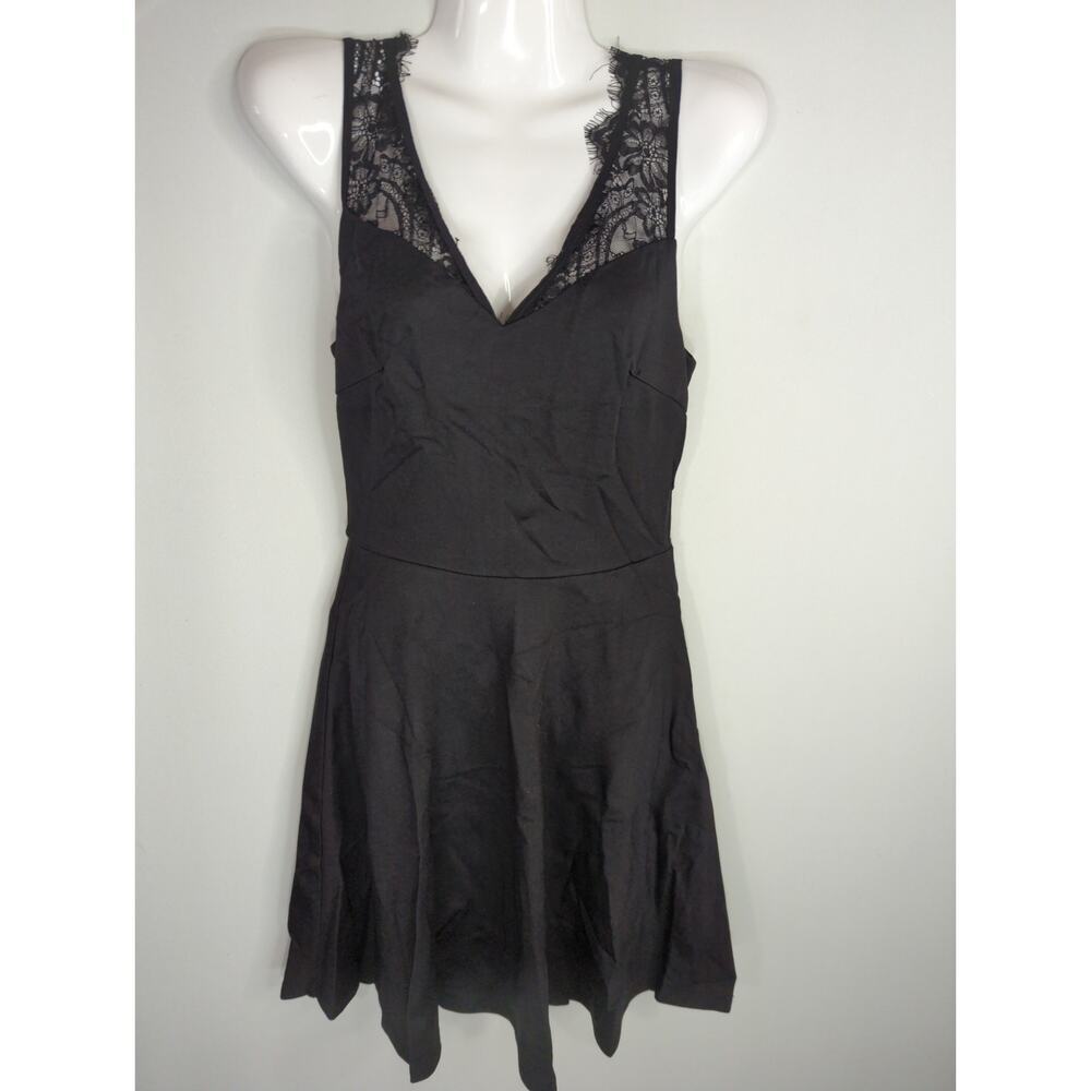 Aqua Women Lace V Neck Fit Flare Mini Dress Black Small NWT Whimsical Party LBD